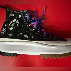 *RARE* Women's Converse Witchy  Black High-Top Sneakers with celestial design
